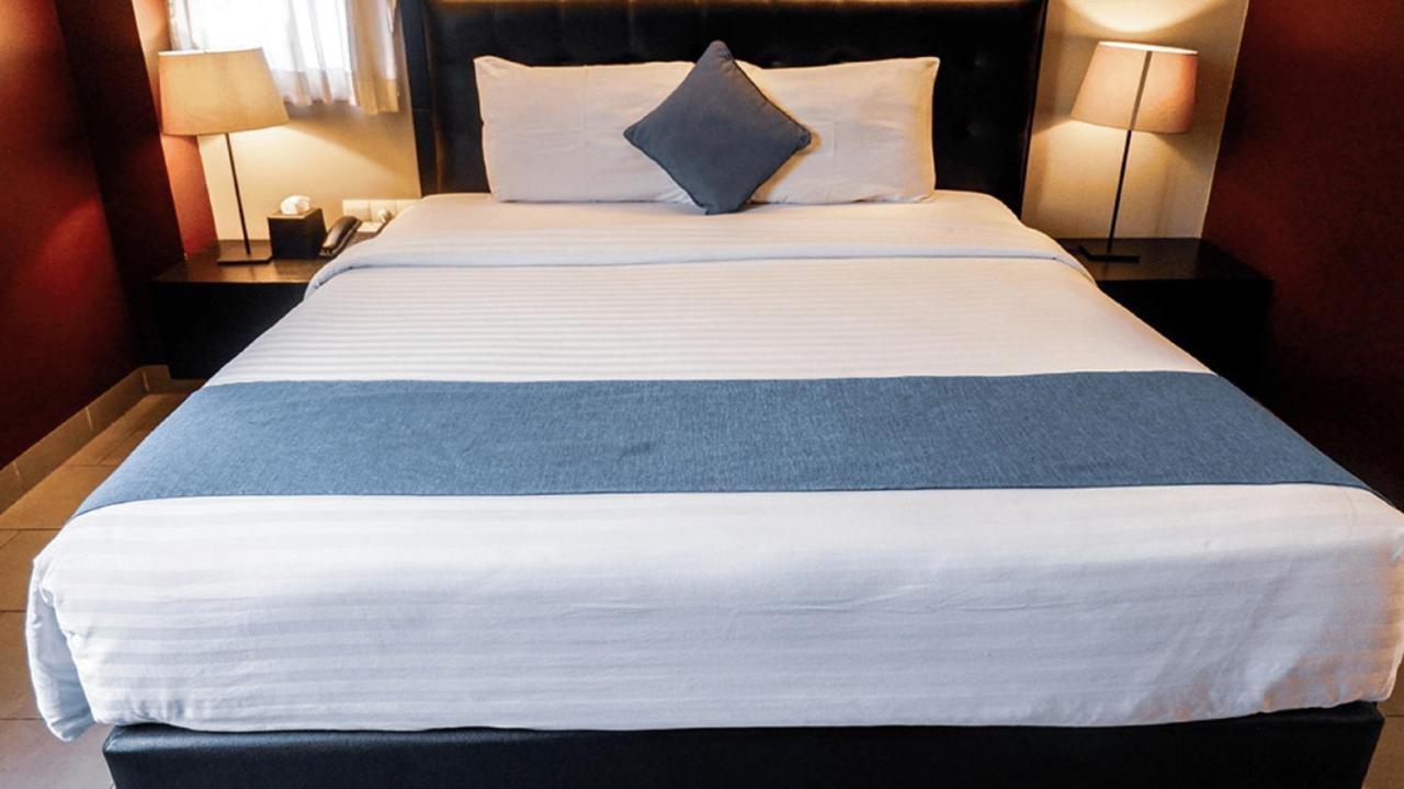 בנדונג Triple Seven Bed & Breakfast מראה חיצוני תמונה